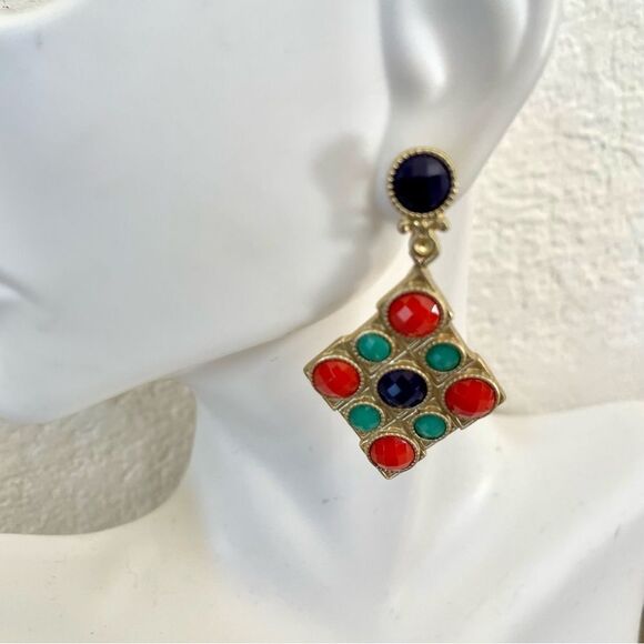 Gold tone checkerboard colorful dangle earrings - Picture 7 of 12